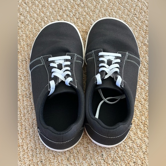 WEAK Barefoot Sneakers - Picture 4 of 6